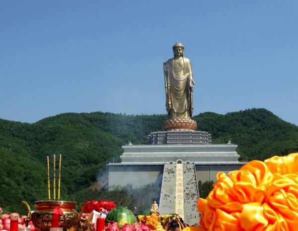 中國(guó)十大巨型佛像排行榜，中原大佛高208米