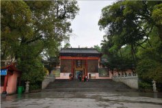 廣東十大著名寺廟排行榜，南華寺排第一名